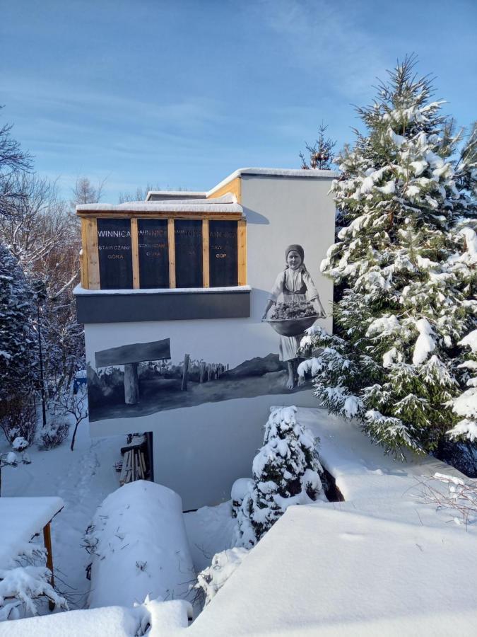 Villa Dom Winiarza à Krosno Extérieur photo